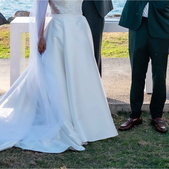 Wedding ballgown skirt- Easily makes 2 dresses! - Picture 2 of 4